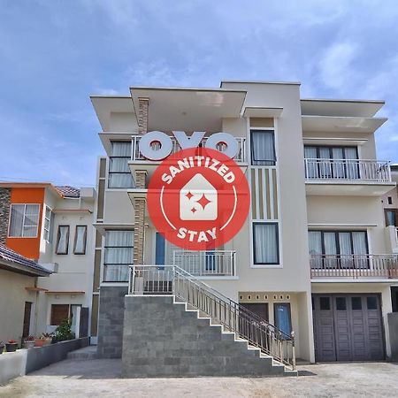 Oyo 838 Sanjaya Homestay Syariah Bukittinggi Zewnętrze zdjęcie