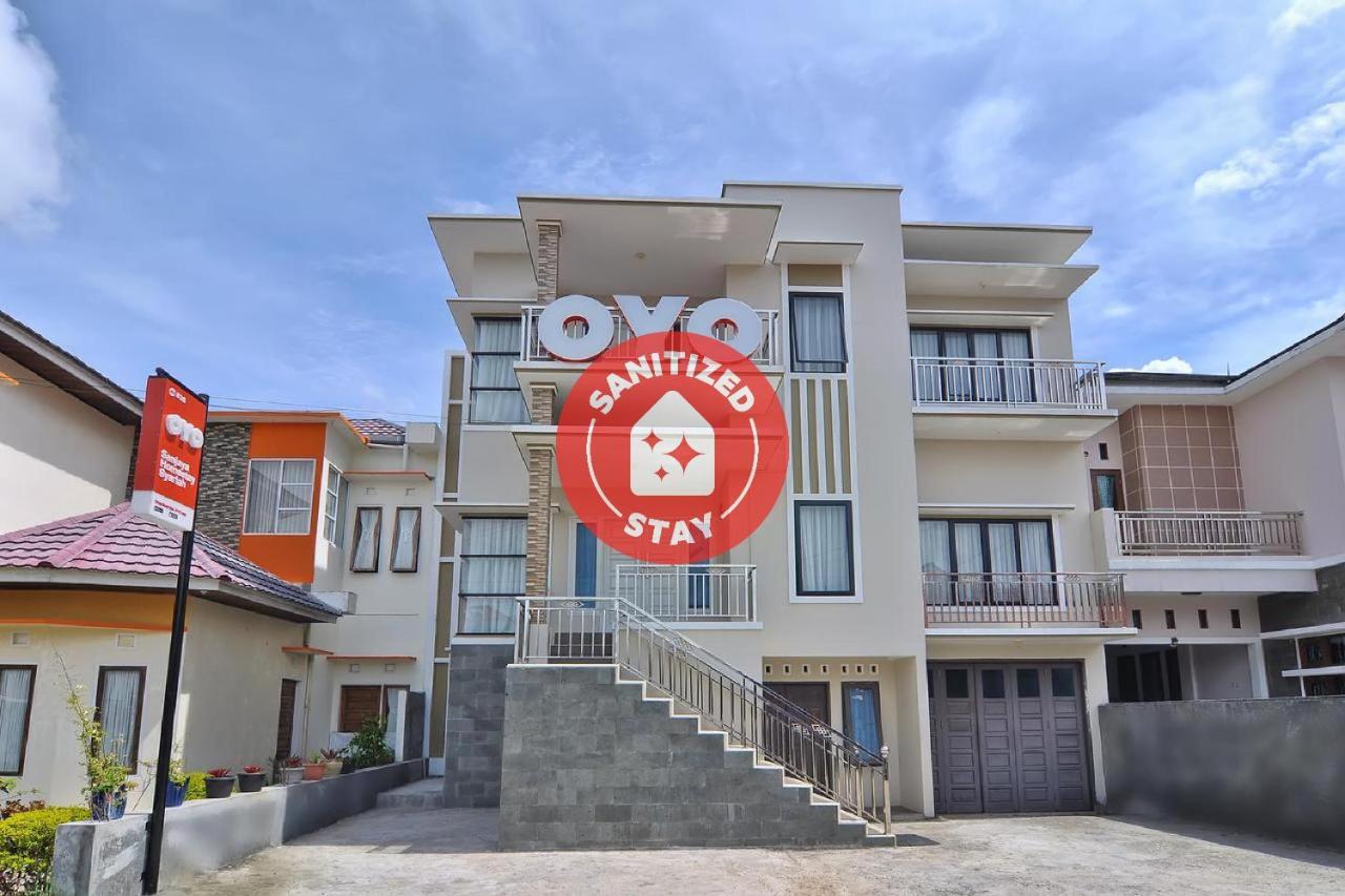 Oyo 838 Sanjaya Homestay Syariah Bukittinggi Zewnętrze zdjęcie