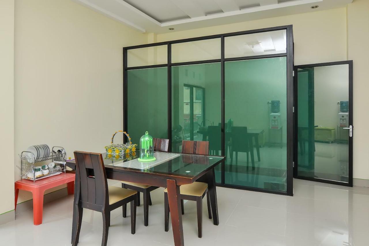 Oyo 838 Sanjaya Homestay Syariah Bukittinggi Zewnętrze zdjęcie